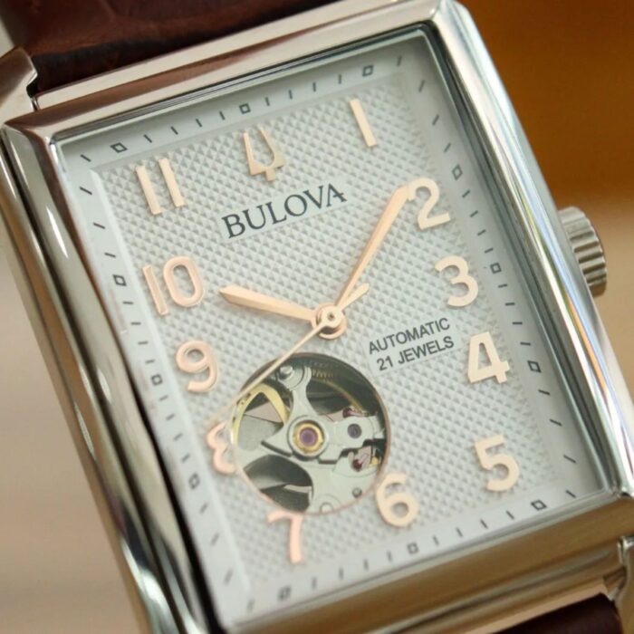 Relógio Bulova Automático Tank Heartbeat - 96A268N - Image 2