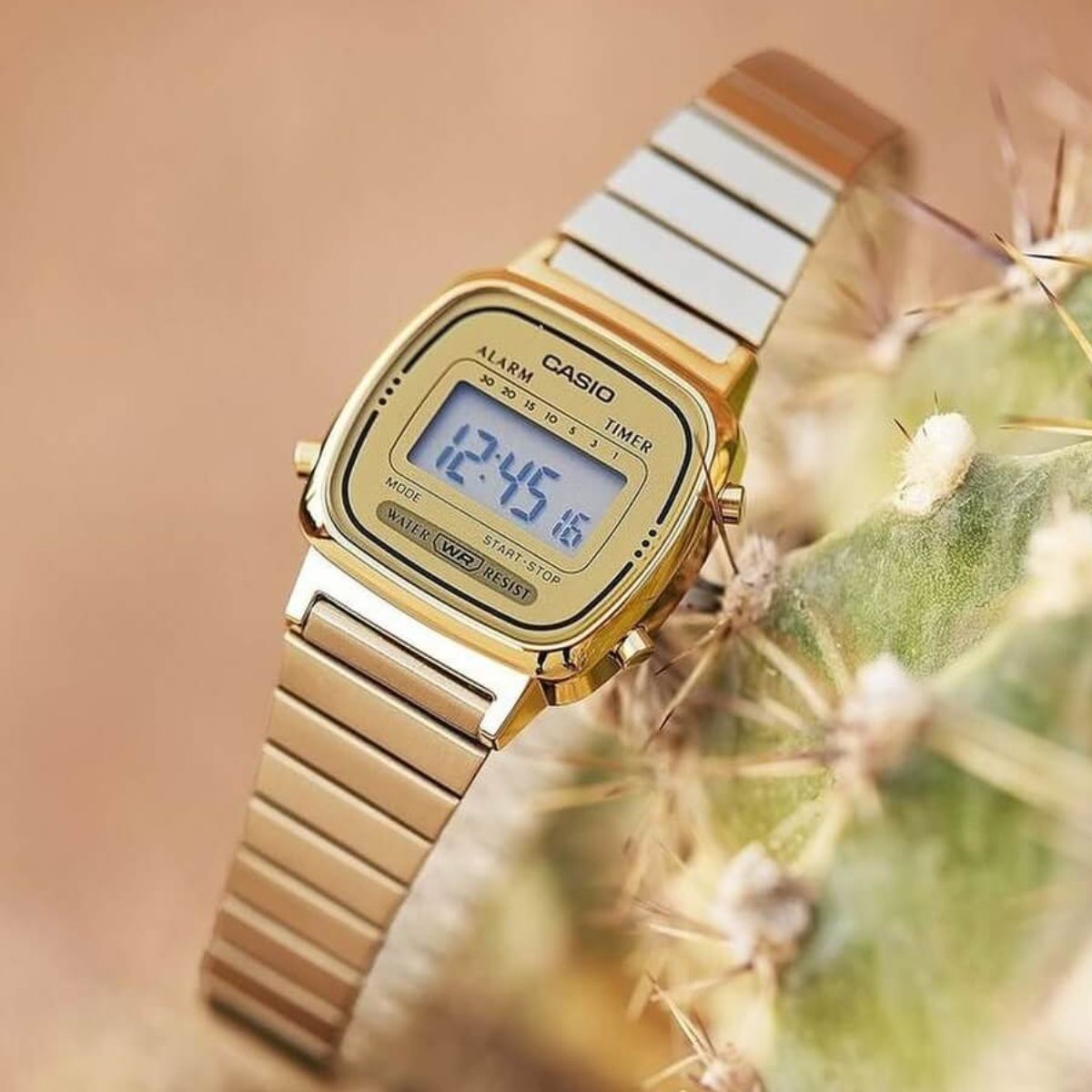 15384413736-5.jpg Relógio Casio Vintage Mini Dourado - LA670WGA-9DF - Imagem 5