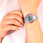 Relógio Casio Feminino Digital Illuminator - LW-203-8AVDF - Imagem 7